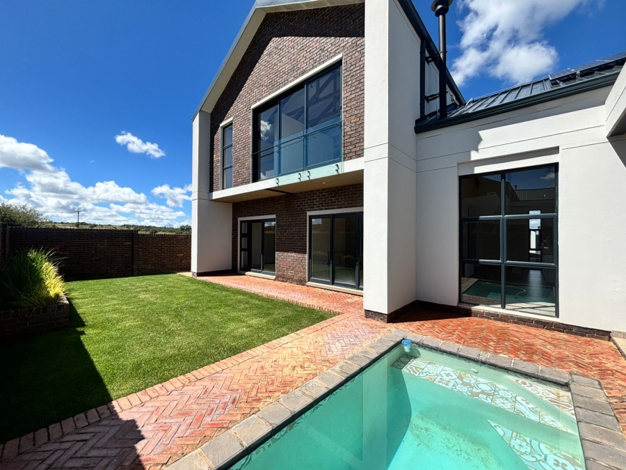To Let 3 Bedroom Property for Rent in Helderzicht Eco Estate North West